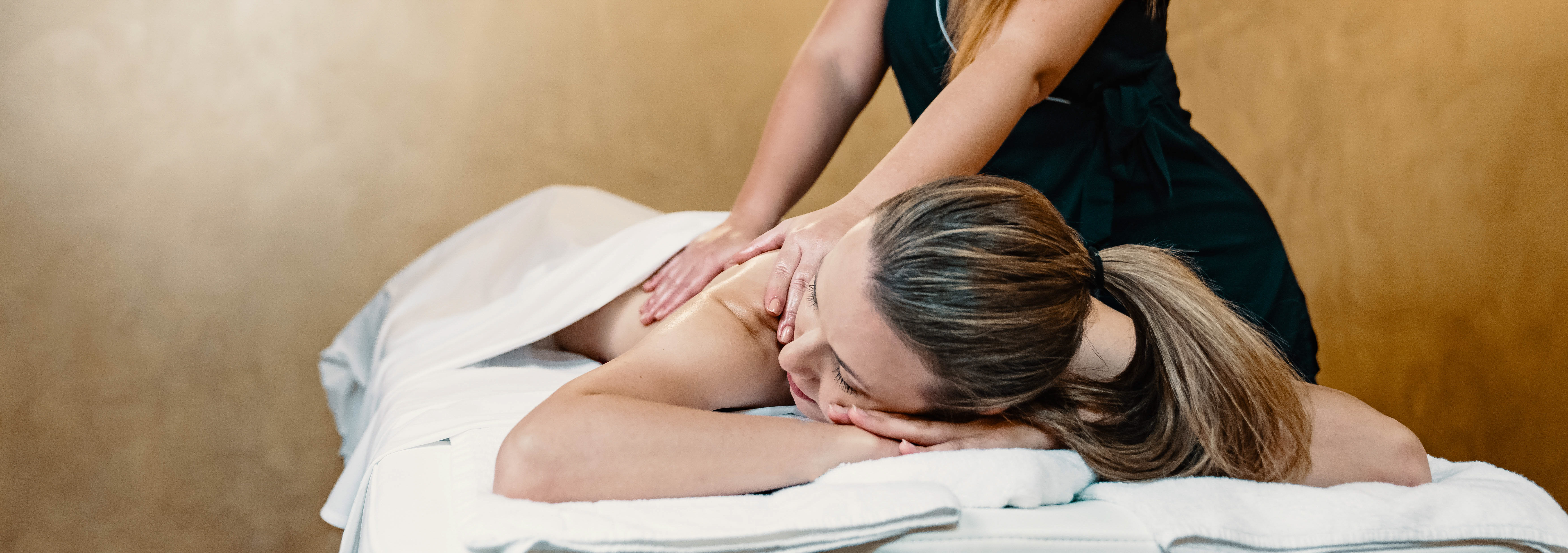 Jaký wellness zážitek darovat přítelkyni?